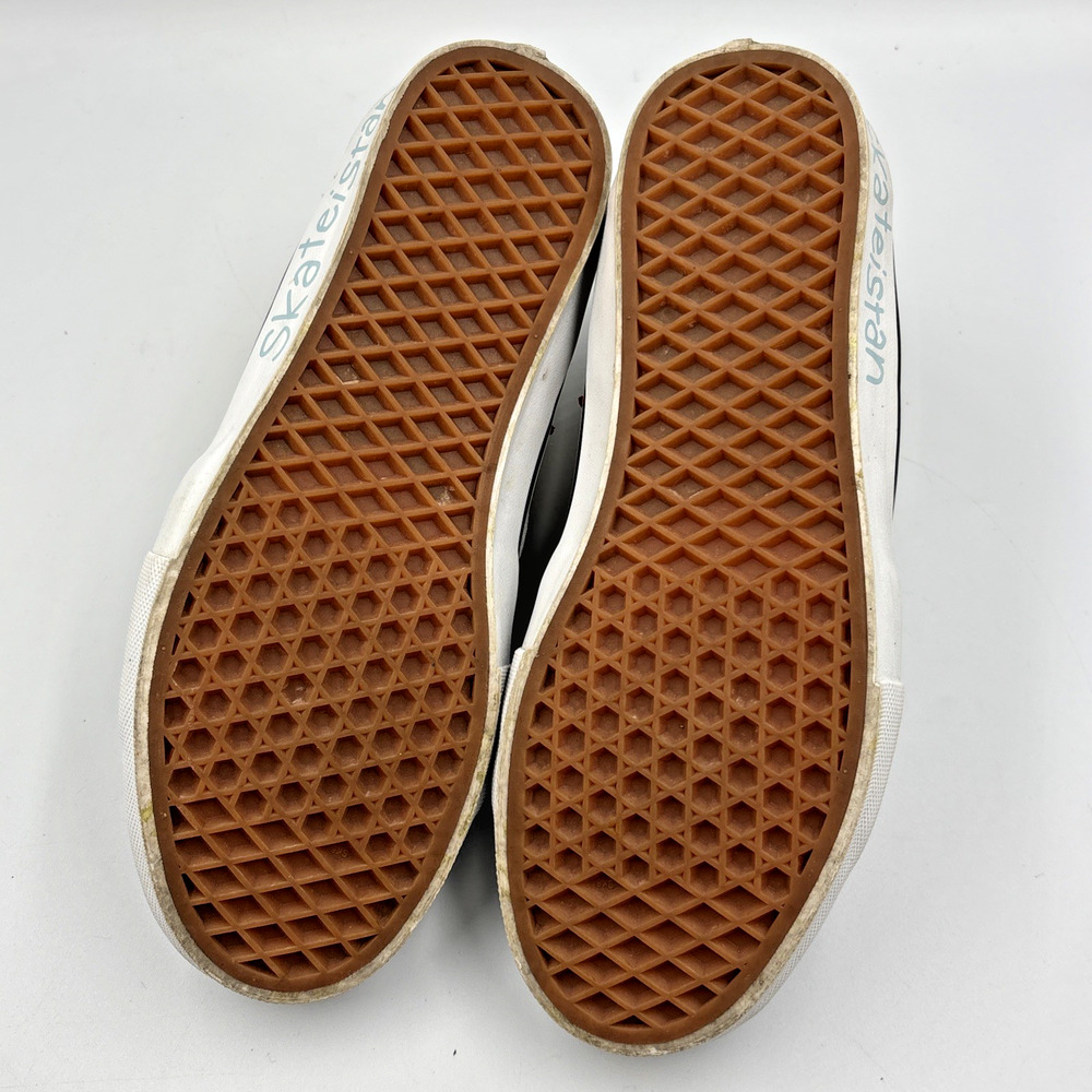 Vans High Top Sneaker Limited Edition Skateistan x Skate Sk8- High Size M 8.5 - Picture 7 of 7